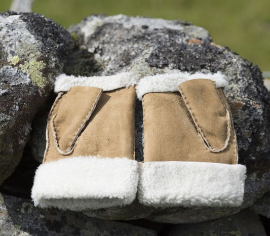 Fingerless Lambskin Mitts in Tan or Brown