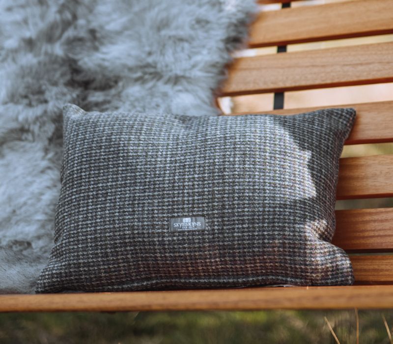 Skye Tweed Oblong Cushion in Heather