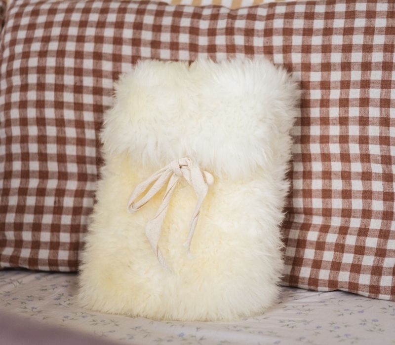 Small Sheepskin Snuggle in White