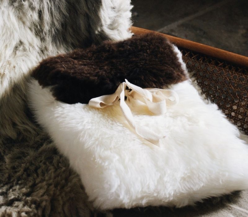 Large Sheepskin Snuggle in White with Brown Lid