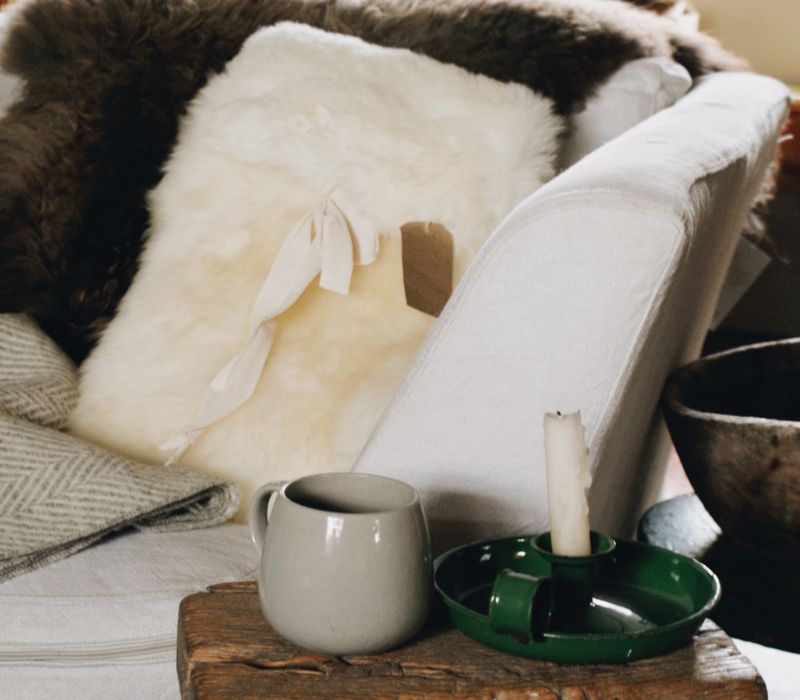 Large Sheepskin Snuggle in White