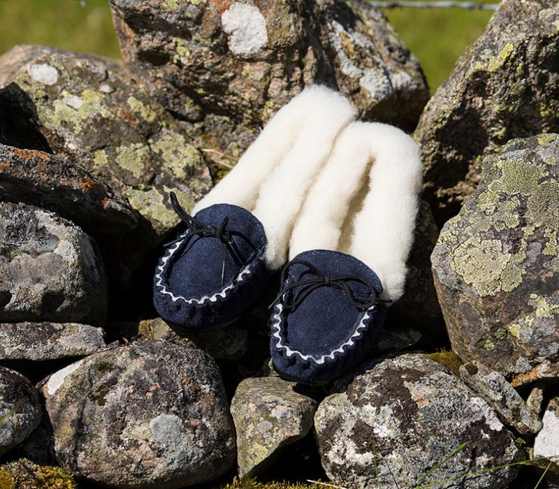 LADIES' WOOL LINED SLIPPERS (UK 3-8) (CHOICE OF COLOURS)