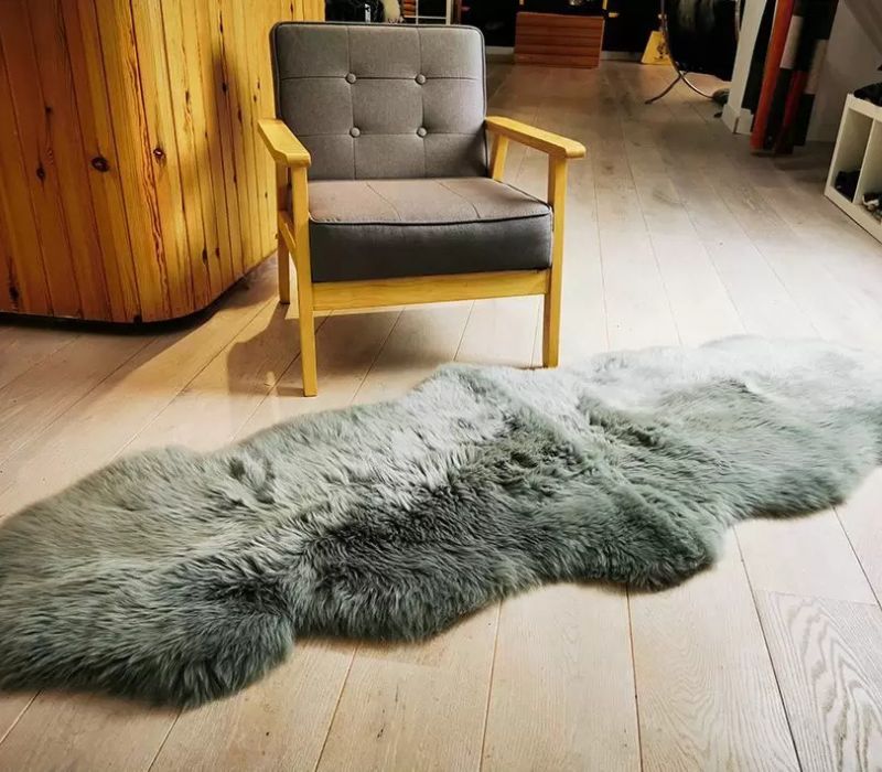 SOFT GREY DOUBLE END-TO-END SHEEPSKIN RUG/THROW