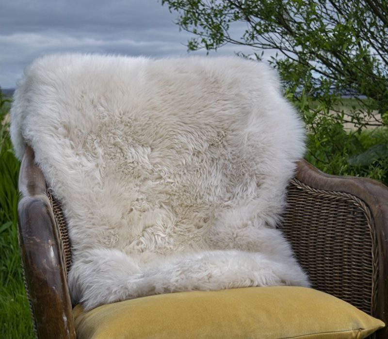 "LINEN" SHEEPSKIN RUG / THROW