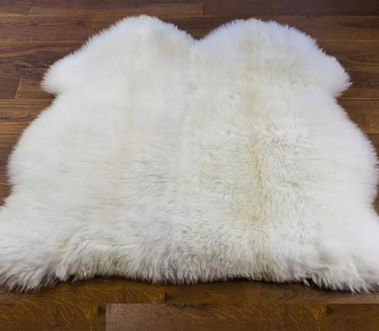 NATURAL WHITE DOUBLE SIDE BY SIDE 105X110CMS SHEEPSKIN RUG/THROW